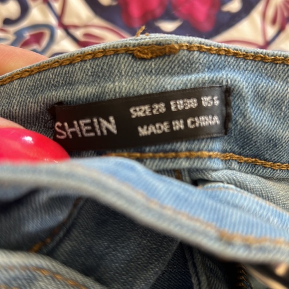 COPY - SHEIN Like New worn once high rise flare jeans - Picture 7 of 7